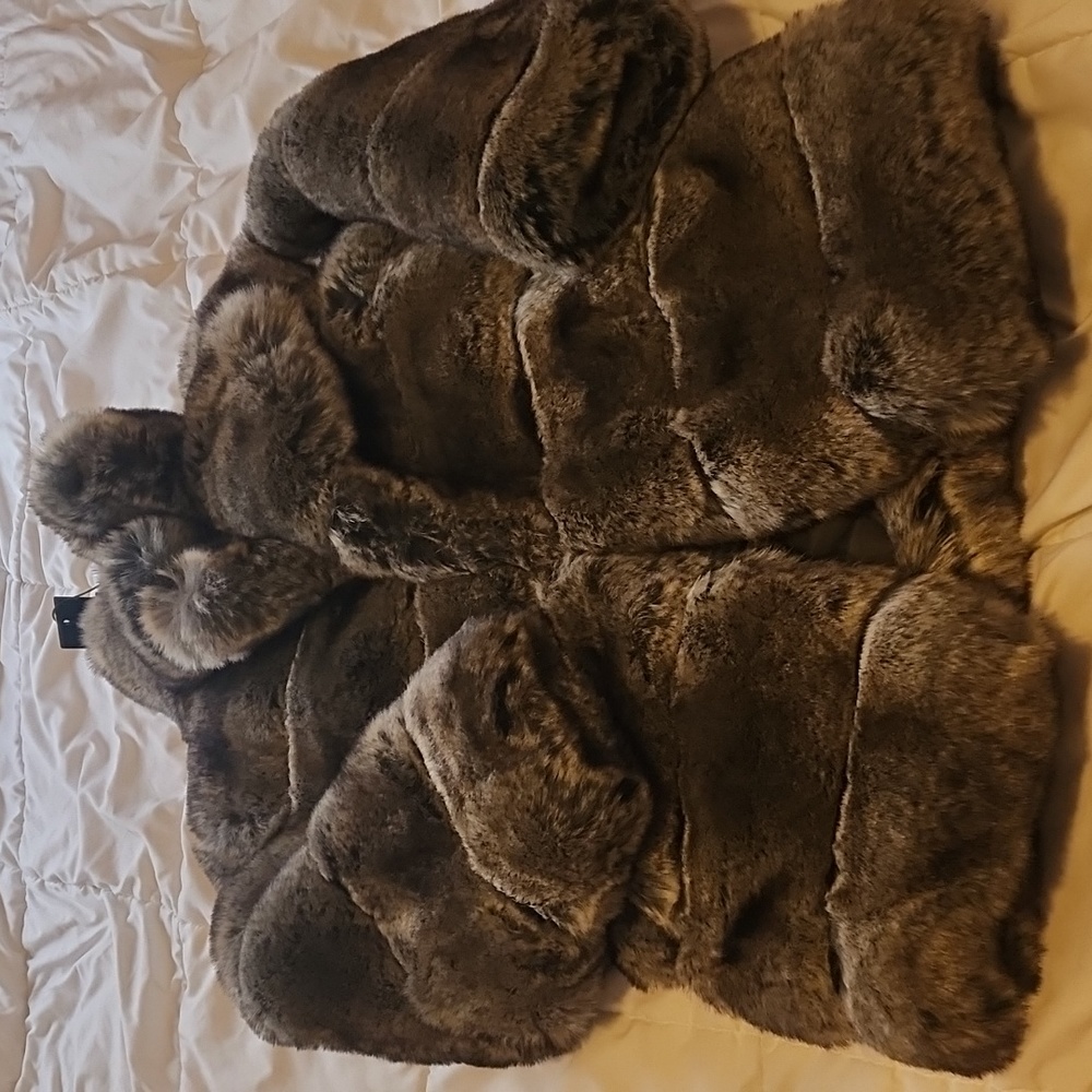 Jordan Craig kids size 10 gently used faux chinchilla coat
